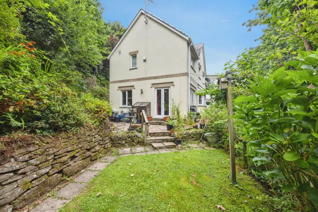 Orchard Grove, St. Austell, photo 1