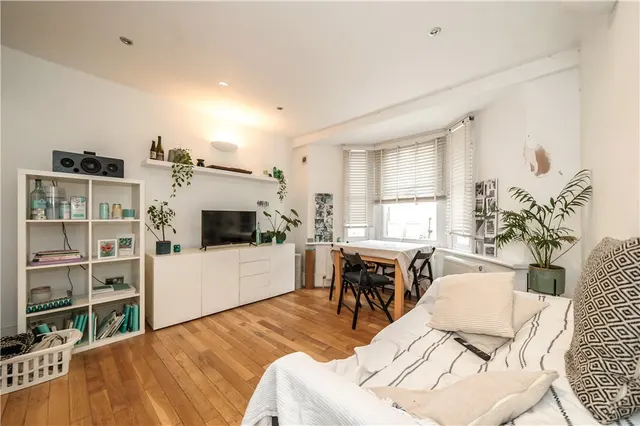 Railton Road, London, SE24, photo 1