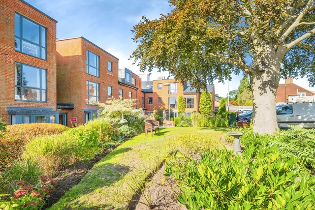 St. Margarets Way, Midhurst, GU29, photo 1