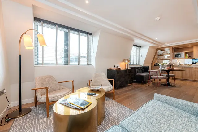 Welbeck Street, Marylebone, W1G, photo 2