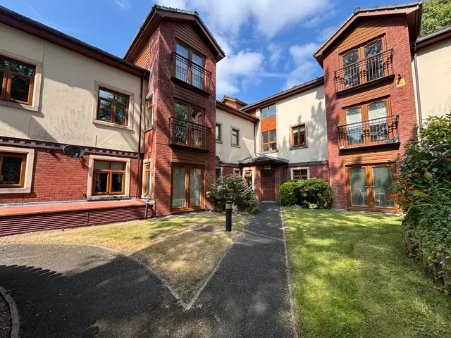 Bury New Road, Prestwich, Manchester, M25 0PZ, photo 1