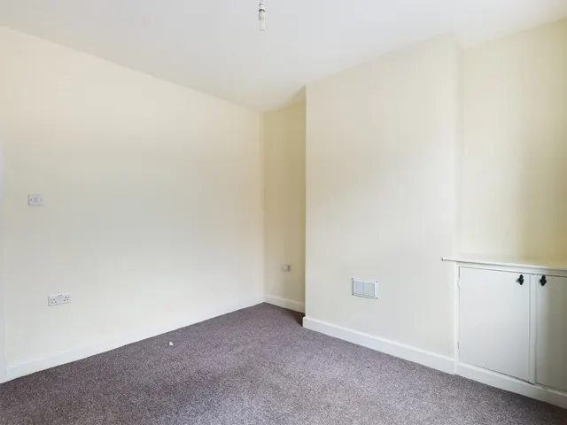 Selwyn Street, Rotherham, S65, photo 3