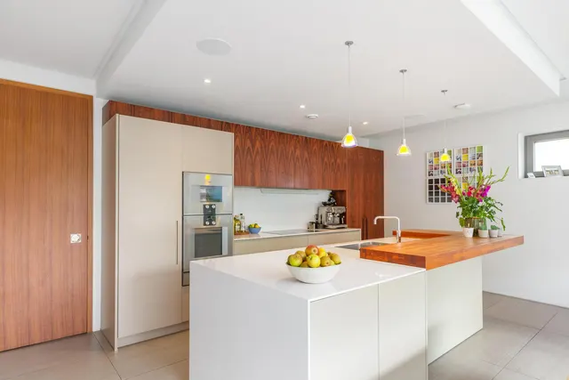 Cromwell Grove, London, W6, photo 3