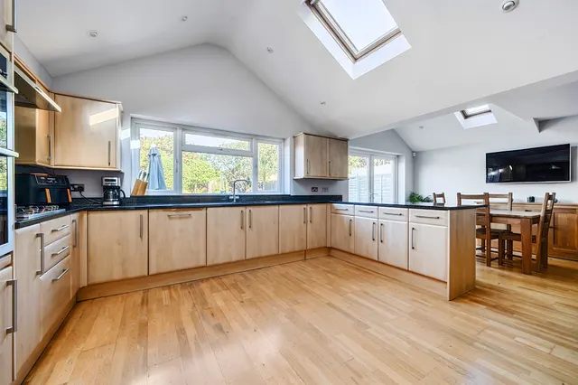 Farm Road, Maidenhead, SL6, photo 3