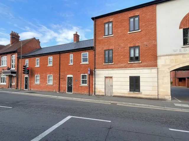Newbury Street, Wantage, OX12, photo 1