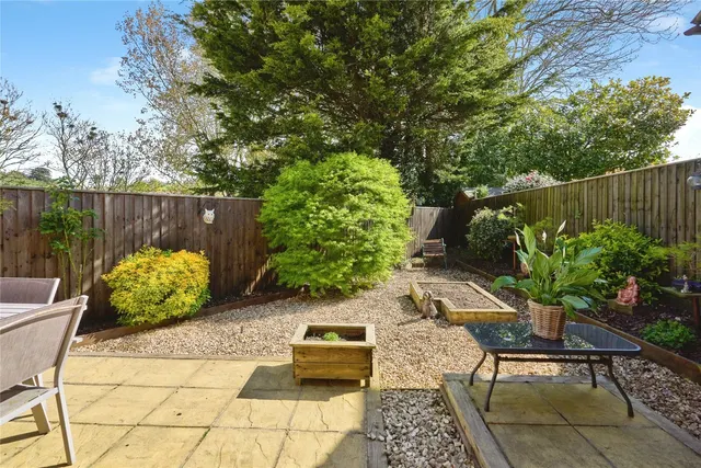 Manor Road, Wroxall, PO38, photo 2