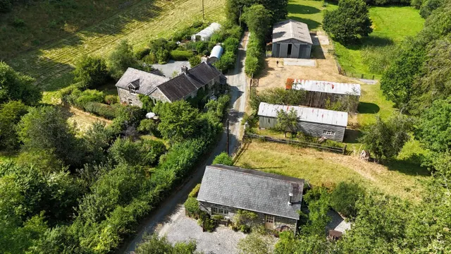 Nantgaredig, Carmarthen, SA32, photo 2