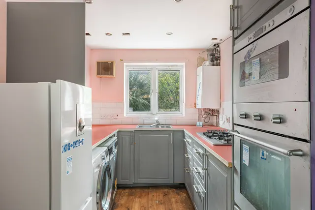 Lavington Close, London, E9, photo 2