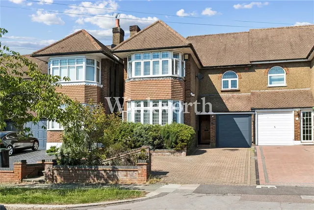 Photo 2 — Morton Way, London, N14