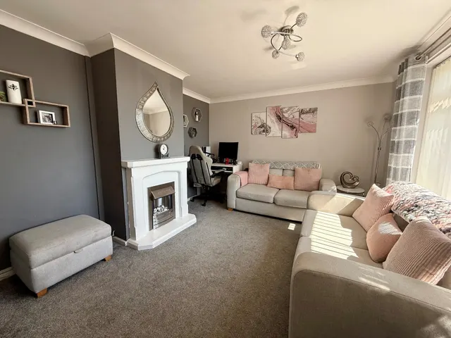 Walker Road, Barry, CF62, photo 2