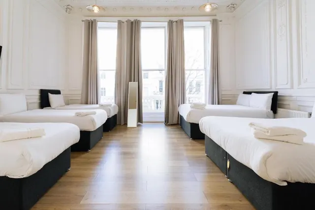 Inverness Terrace, London, W2, photo 2