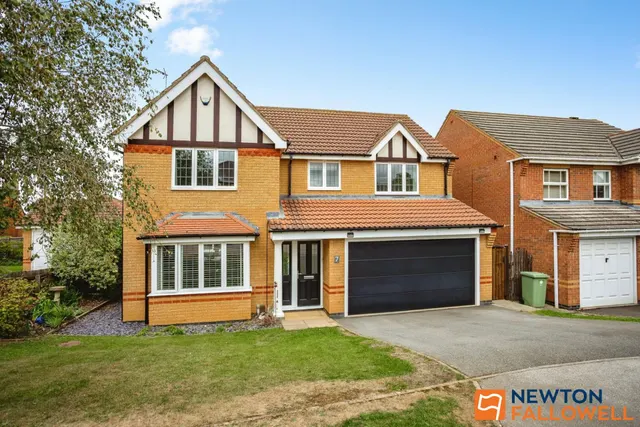 Dover Close, Grantham, NG31, photo 1