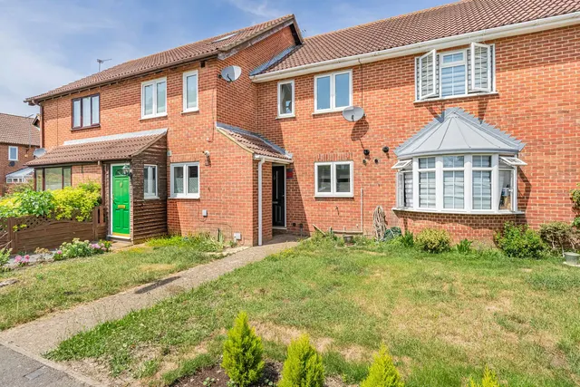 Beechwood Avenue, Sunbury-on-Thames, TW16, photo 1
