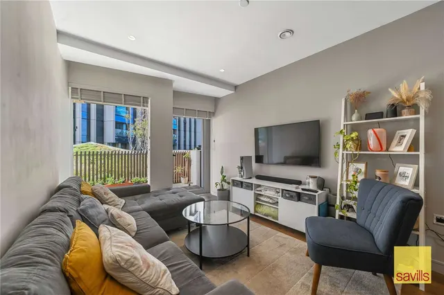 Cutter Lane, Greenwich, SE10, photo 1
