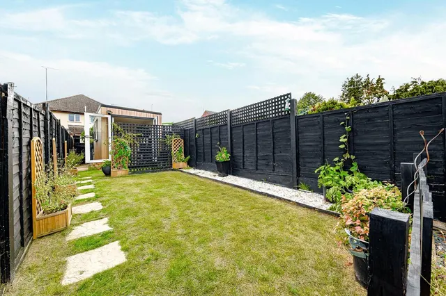 Old Heath Road, Colchester, CO1, photo 3