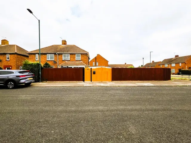 Pershore Avenue, Grimsby, DN34, photo 2