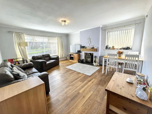 Photo 3 — Lon Derw, Abergele, Conwy, LL22 7EA