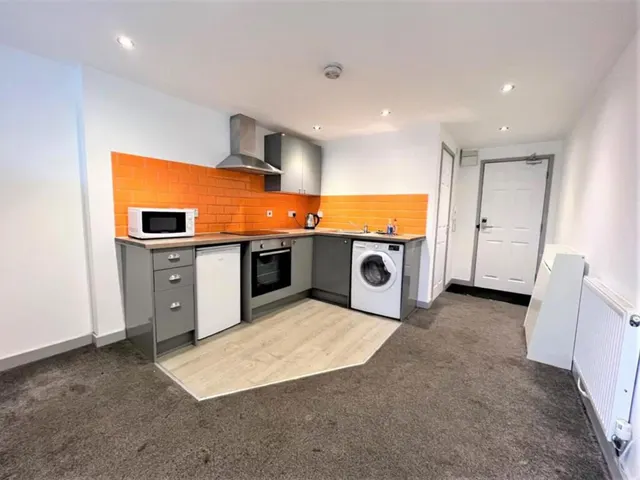 Anlaby Road, Ferens Court, HU1, photo 2