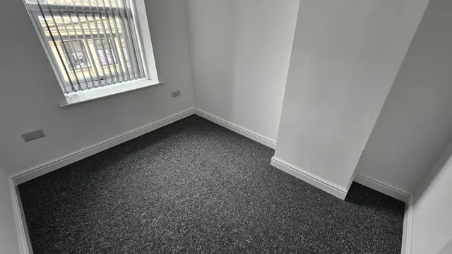 Station Road, Wombwell, photo 3