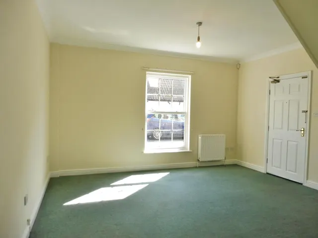 Church Street, Spalding, PE11, photo 3