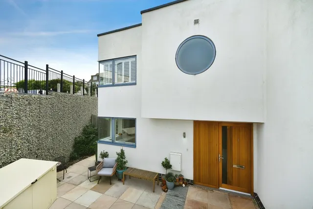 Chalk Cliff Road, Saltdean, BN2, photo 1