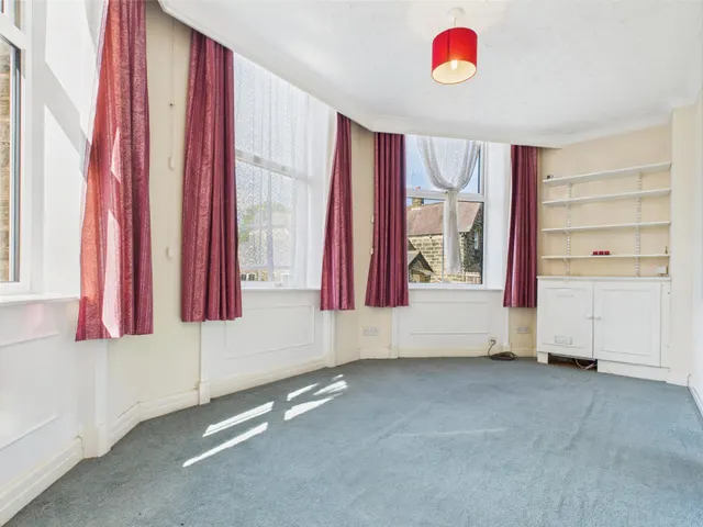 Photo 2 — East Parade, Harrogate, HG1