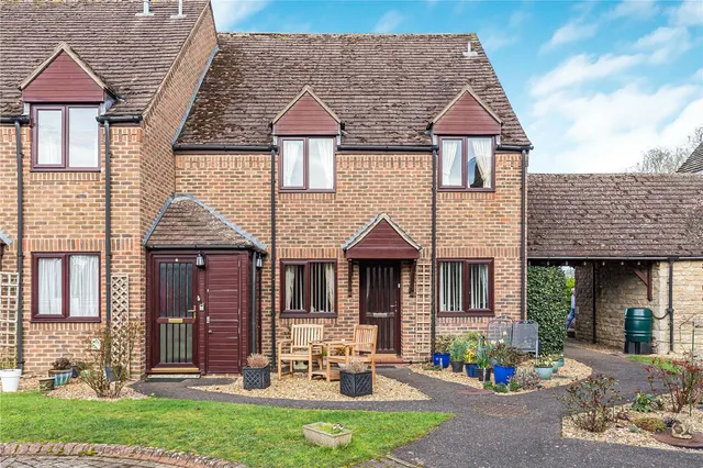 Station Road, Oundle, PE8, photo 1