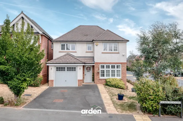 Robin Meadow, Droitwich, WR9, photo 1