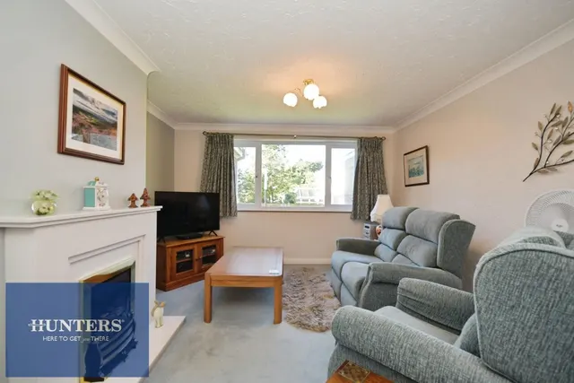 Newbridge Court, Old Whittington, S41, photo 2