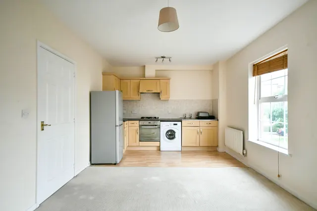 Photo 2 — NORTH SWINDON