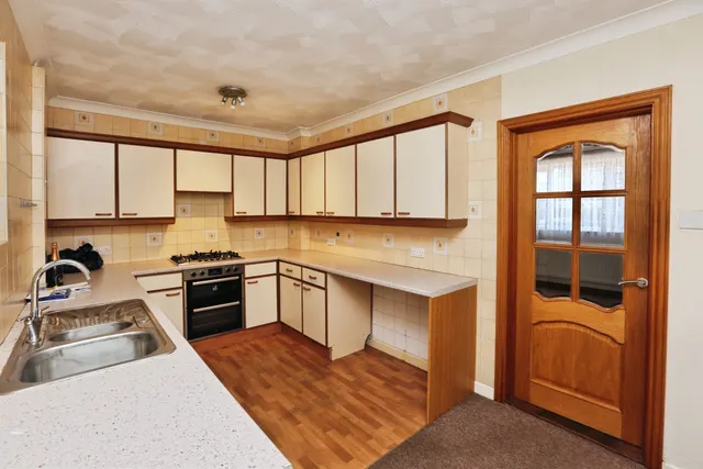 Bellfield, Fareham, PO14, photo 3