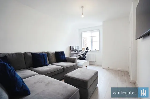 Falcon Avenue, Maghull, L31, photo 3