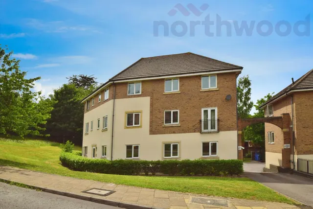 Whistlefish Court, NR5, photo 1