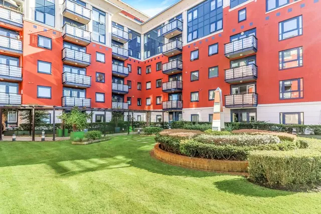 Wadbrook Street, KT1, photo 2