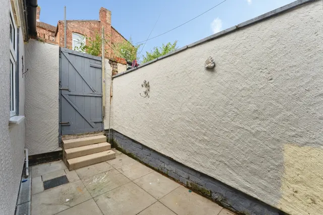 Photo 2 — Moorland Road, Tranmere, Birkenhead