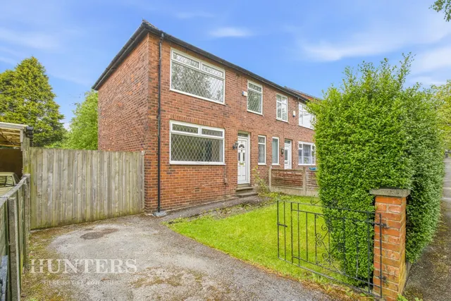 Repton Avenue, Oldham, photo 1