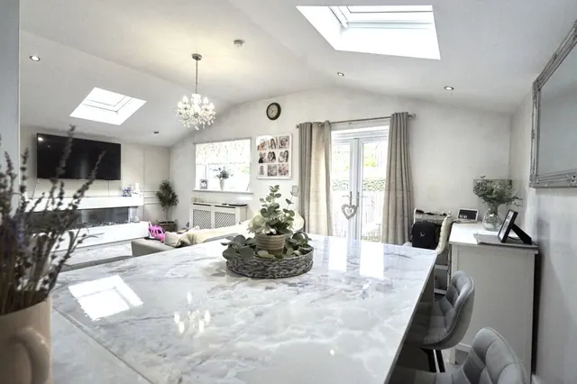 Photo 3 — Marlon Crescent, Burnley, Lancashire, BB11