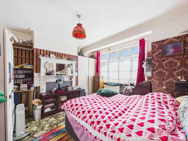 Photo 3 — Lewgars Avenue, Kingsbury, London, NW9