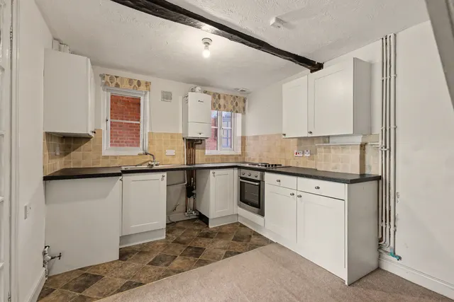 Photo 2 — Newlands, Pershore, WR10
