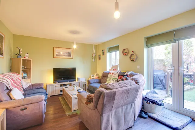 Rudloe Drive, Kingsway, GL2, photo 3