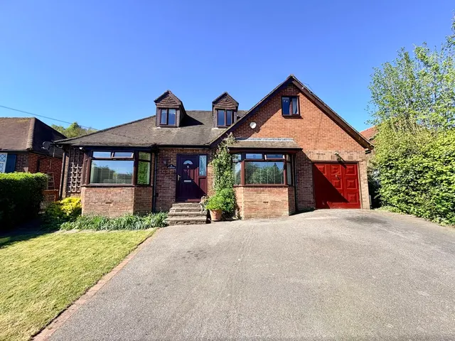 Kingsmead Road, High Wycombe HP11 1JL, photo 1