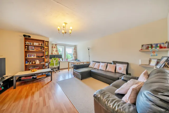 John Archer Way, Battersea, London, SW18, photo 1