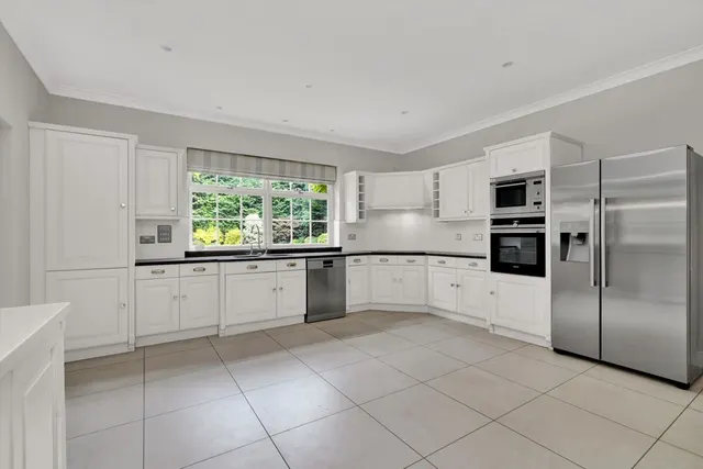 Cavendish Road, Weybridge, KT13, photo 3
