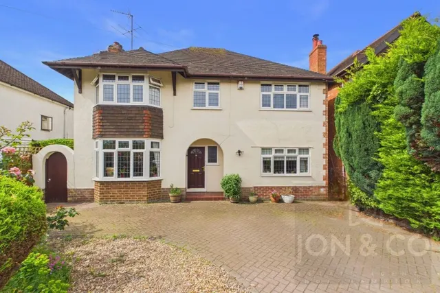 Foxgrove Avenue, Kingsthorpe, NN2, photo 1