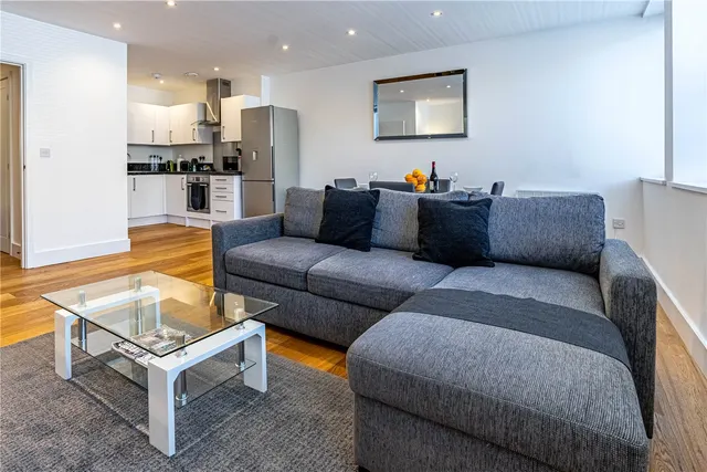 Sussex House, The Forbury, Reading, RG1, photo 1