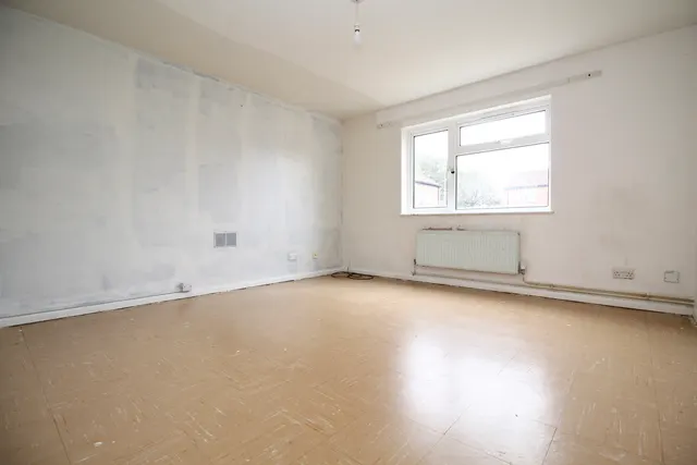 Strode Road, Street, photo 2