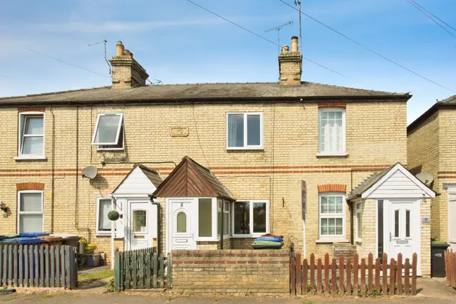 Croft Road, Newmarket, photo 1