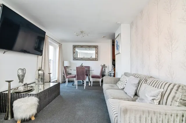 Ashwood Close, Oldbury, B69, photo 3
