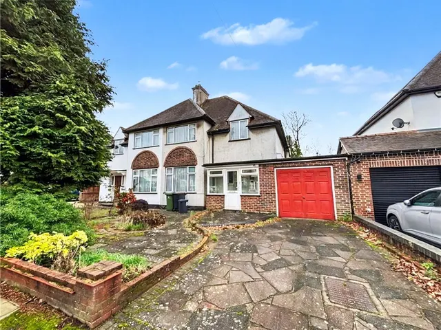 3 bedroom house, Kingsway, Petts Wood, BR5