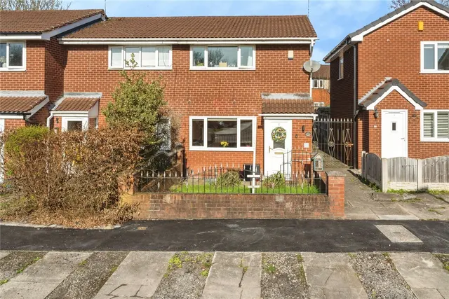 Dove Close, Birchwood, Warrington, Cheshire, WA3, photo 1